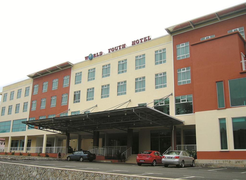 World Youth Hotel Ayer Keroh Εξωτερικό φωτογραφία