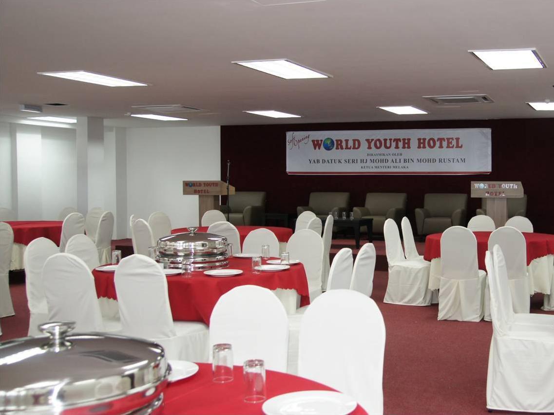 World Youth Hotel Ayer Keroh Εξωτερικό φωτογραφία