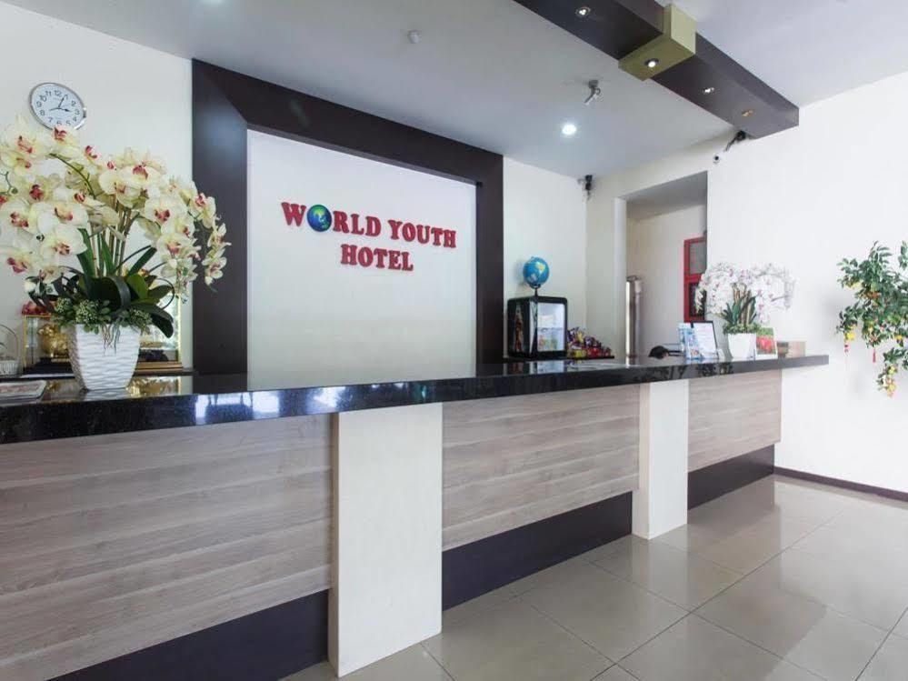 World Youth Hotel Ayer Keroh Εξωτερικό φωτογραφία